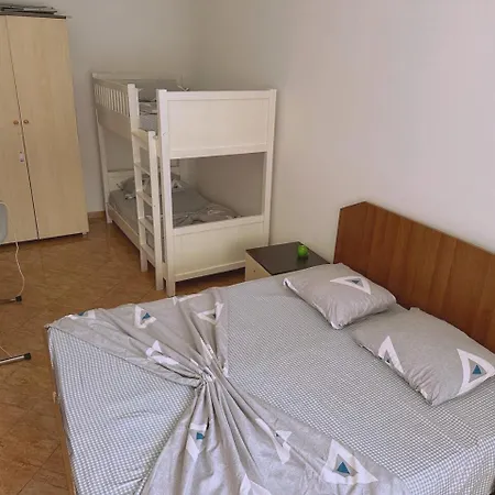 Aral Appartement Golem (Tirana)